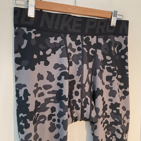 Nike Pro camouflage compression leggings L - Picture 2 of 16
